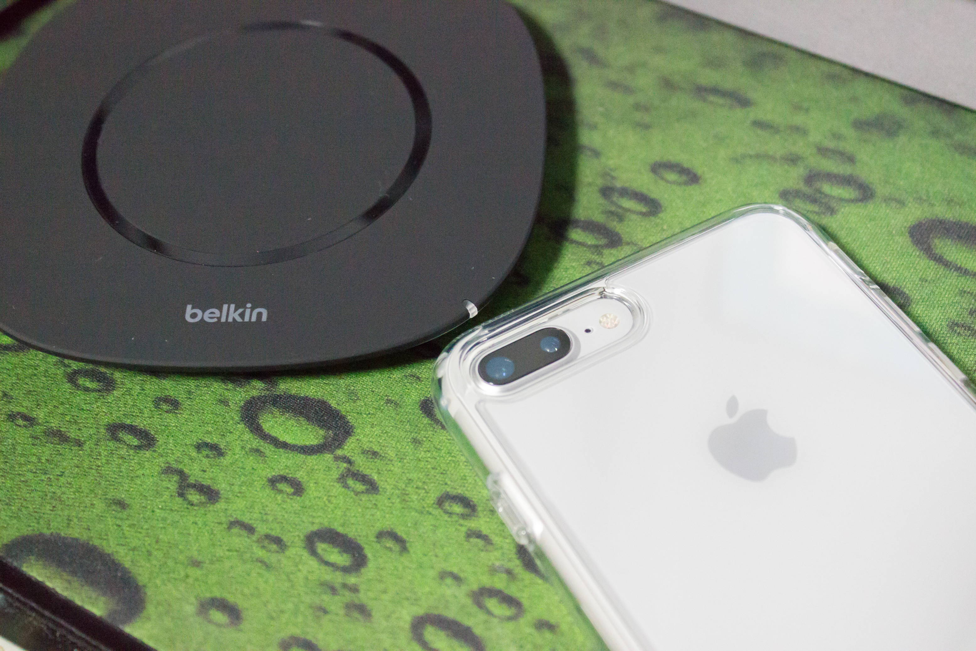 【iPhone 8・X対応】Belkin BOOST↑UP Qi ワイヤレス充電パッドを買ってみた！