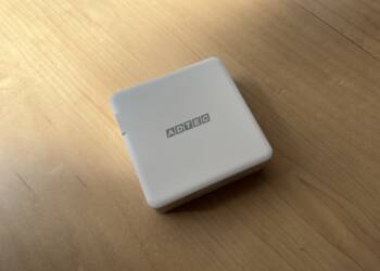 日本の中小企業製GaN搭載PD3.1対応140Wアダプターが超いい！「アドテック 140W充電器」